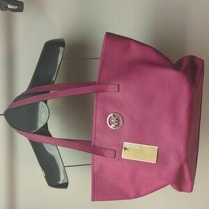 MICHAEL KORS Jet Set Travel Jewel Fuchsia Pink Leather Designer Bag Travel Tote